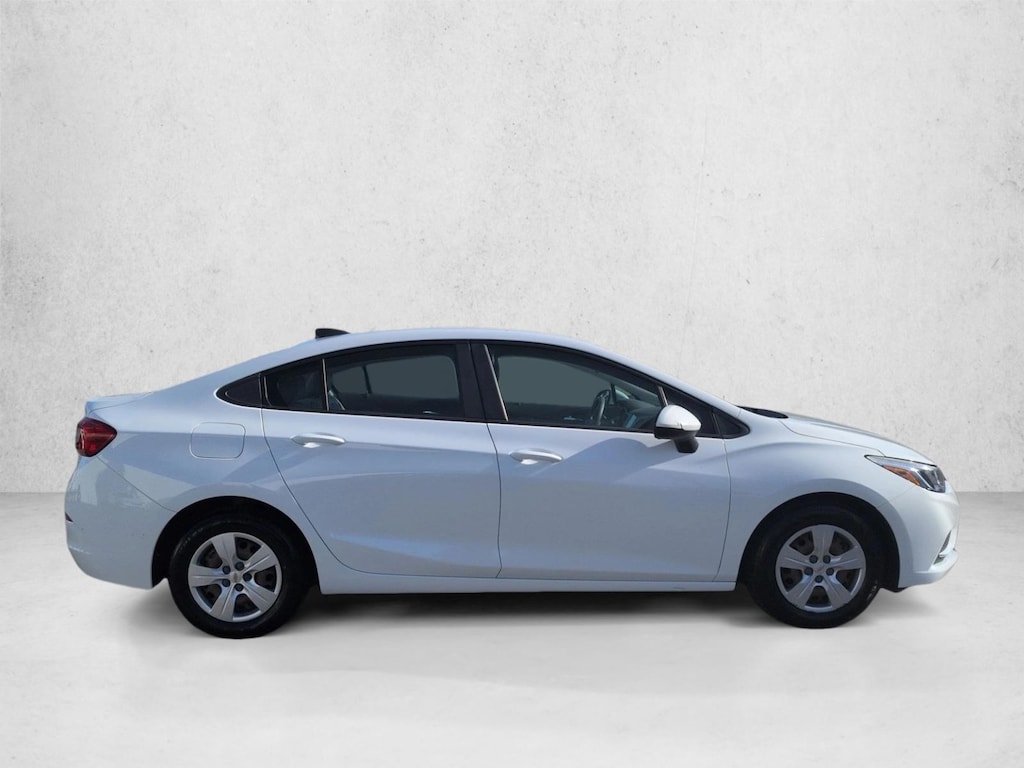 Used 2018 Chevrolet Cruze LS Auto Sedan
