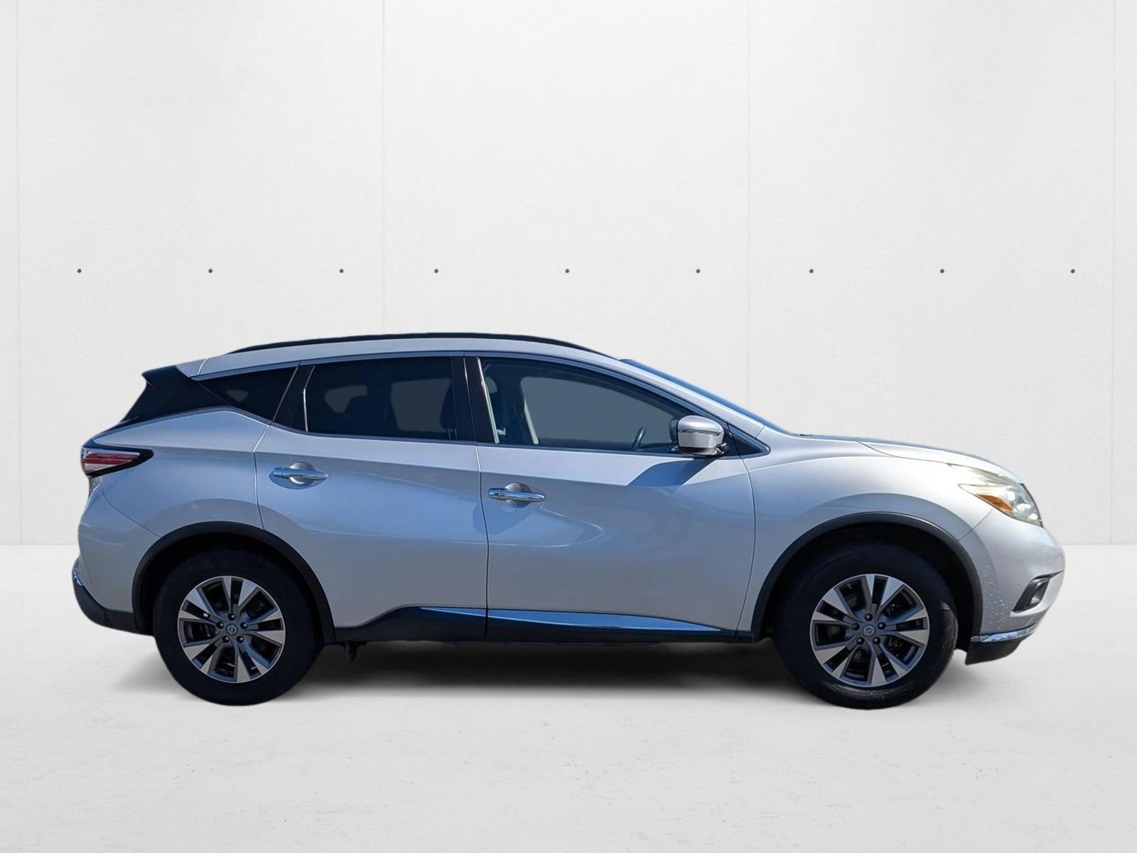 2017 Nissan Murano SV photo 4