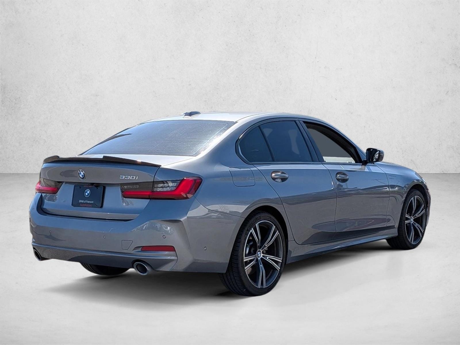 2024 BMW 3 Series 330i - Photo 5