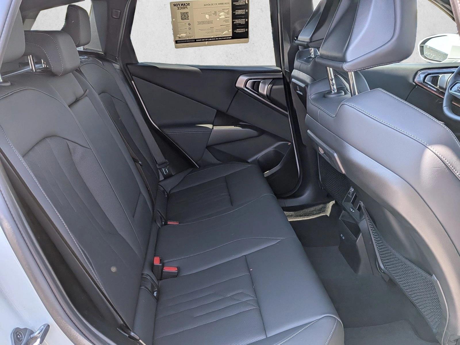 2026 BMW X3 30 - Photo 20