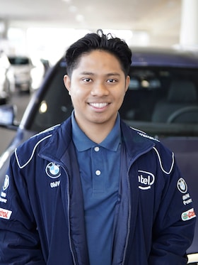 Staff member Terence Gonzales from ID_b902562d19cf