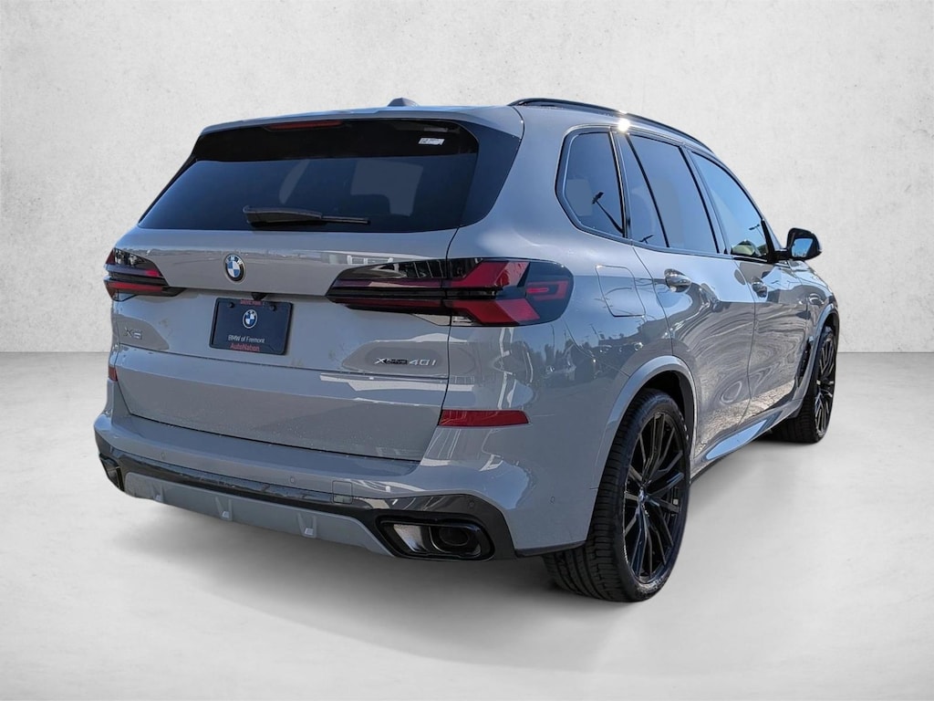 New 2026 BMW X5 xDrive40i SUV