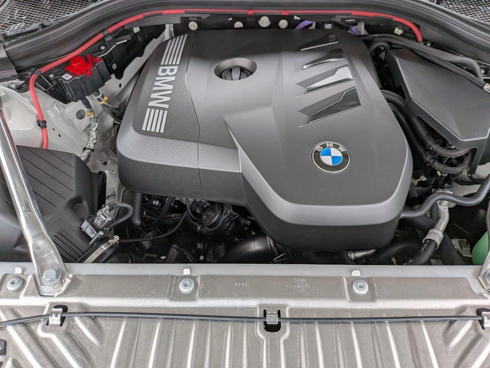 2026 BMW X3 30 - Photo 16