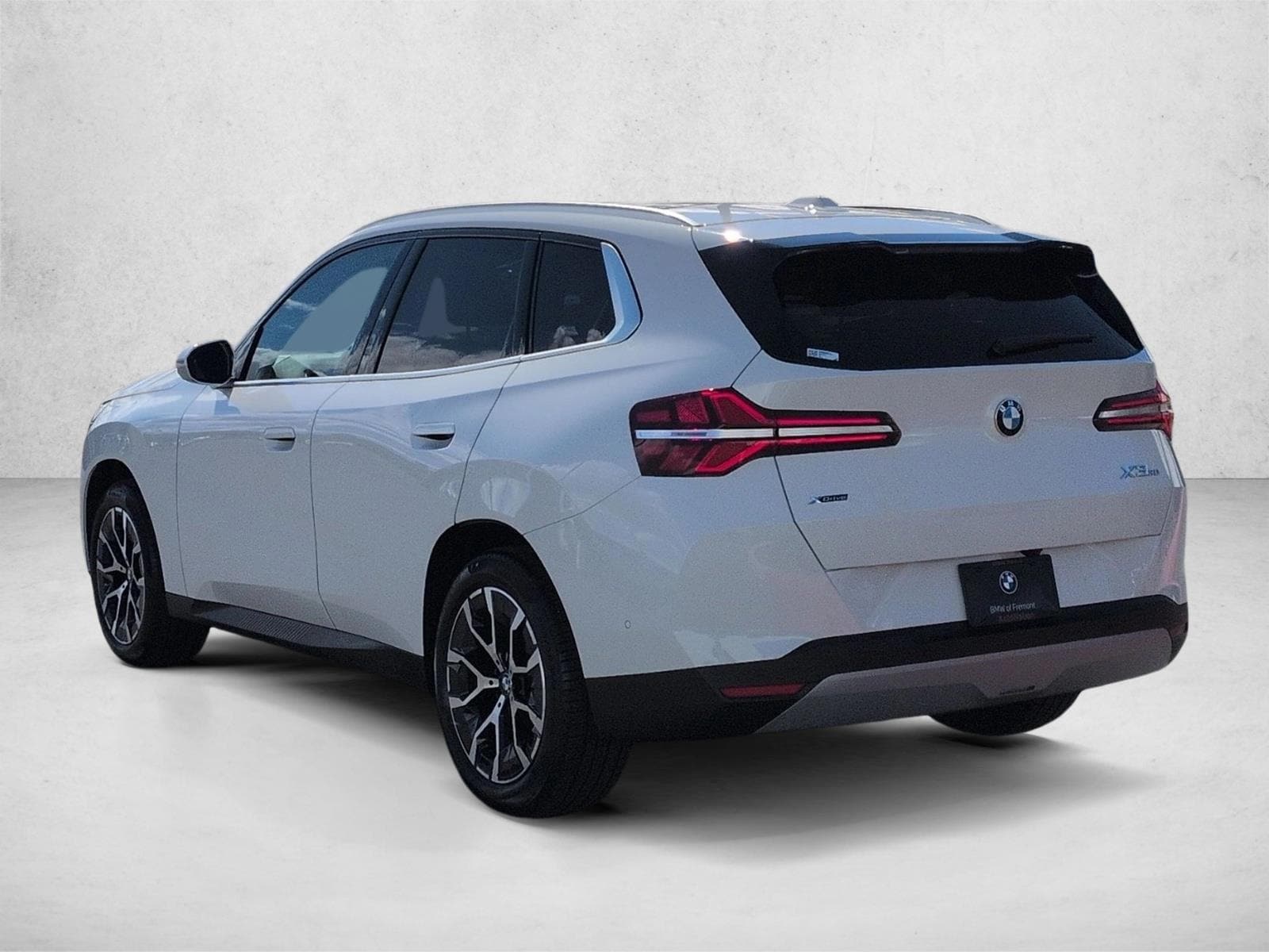 2025 BMW X3 30 xDrive photo 3