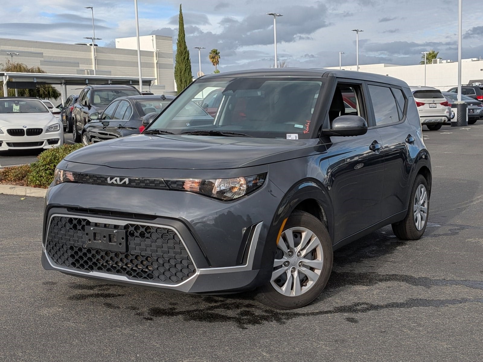 2023 Kia Soul LX's photo