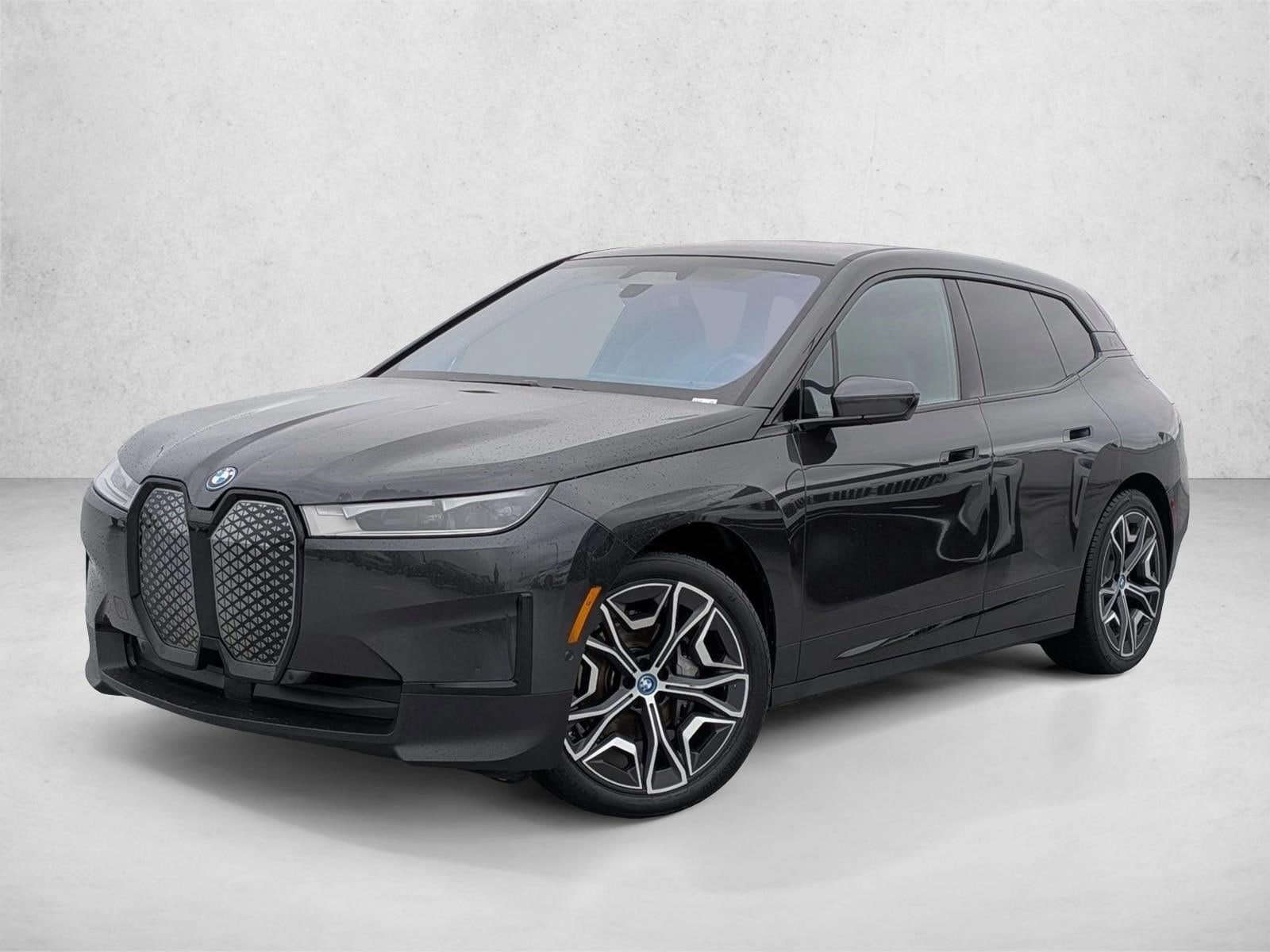 2023 BMW iX xDrive50's photo