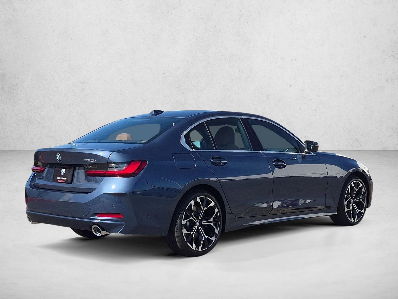 New 2026 BMW 330i Sedan