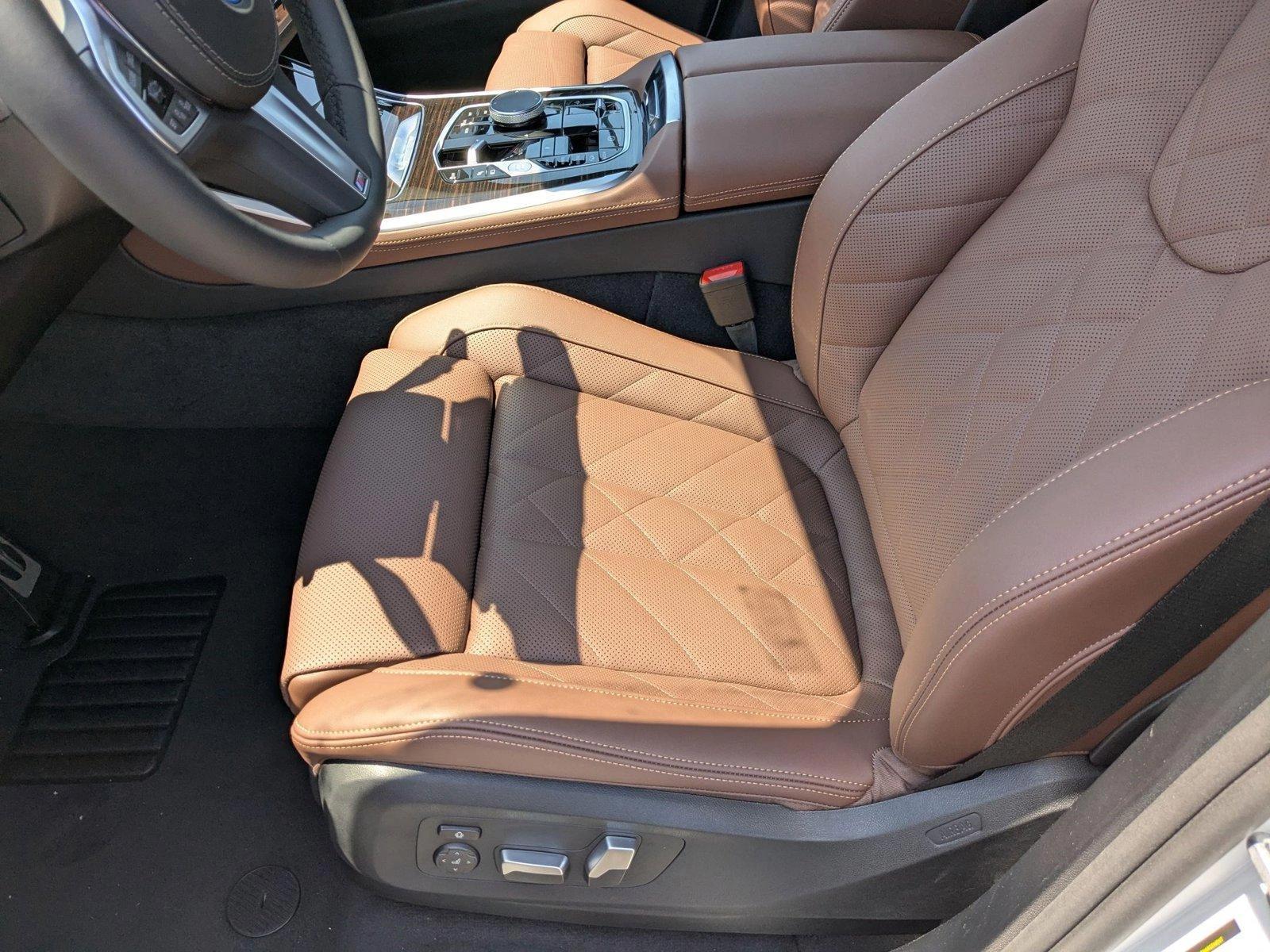 2026 Bmw X5 xDrive50e photo 3