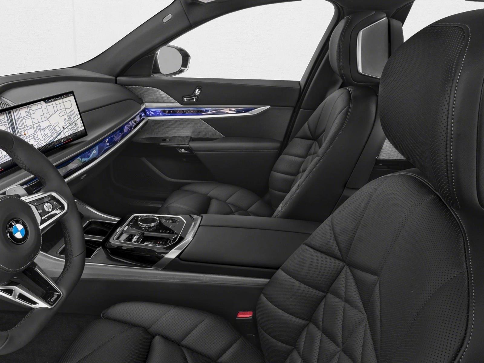 2026 BMW 7 Series 740i - Photo 6