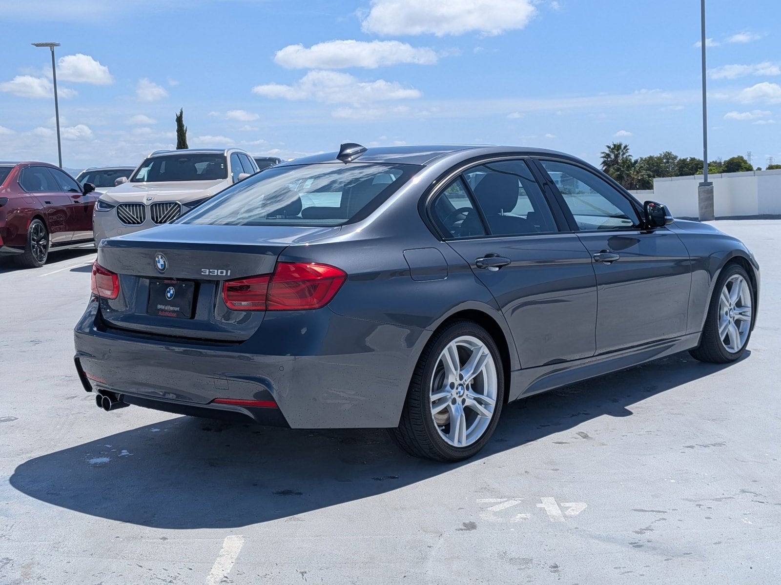 2017 BMW 330i photo 4