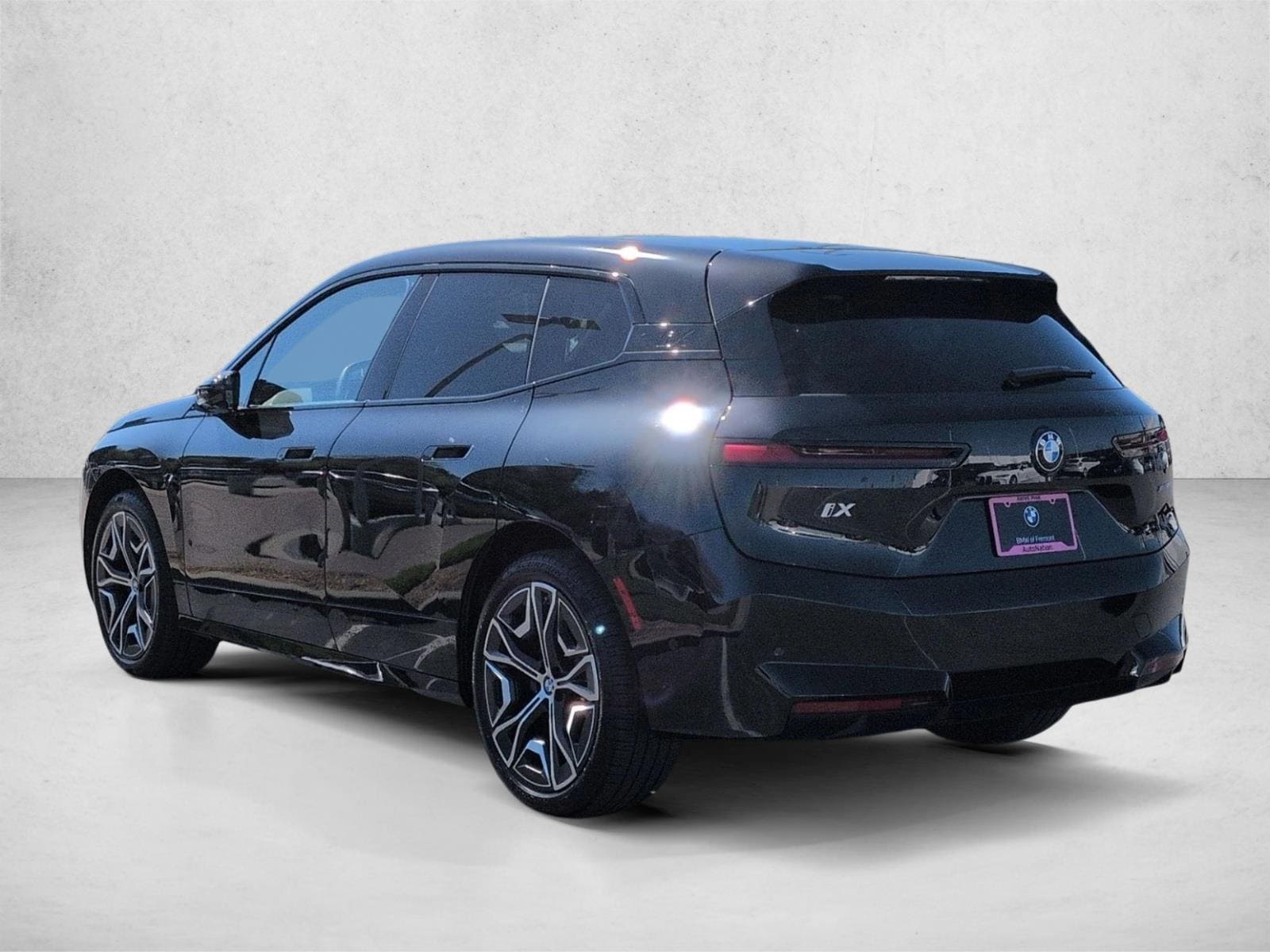 2026 BMW iX xDrive60 photo 3