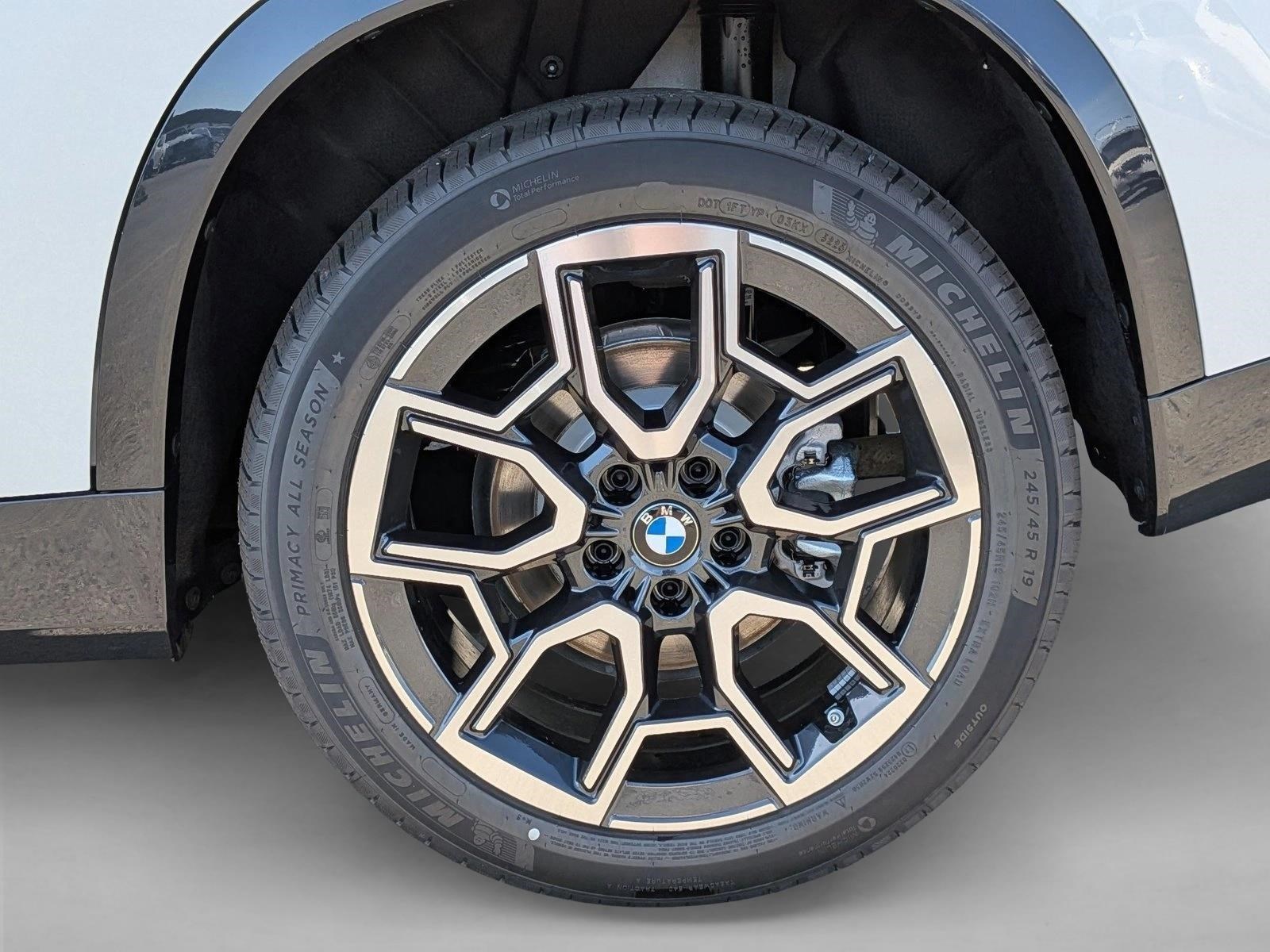 2026 BMW X1 M35i xDrive's photo
