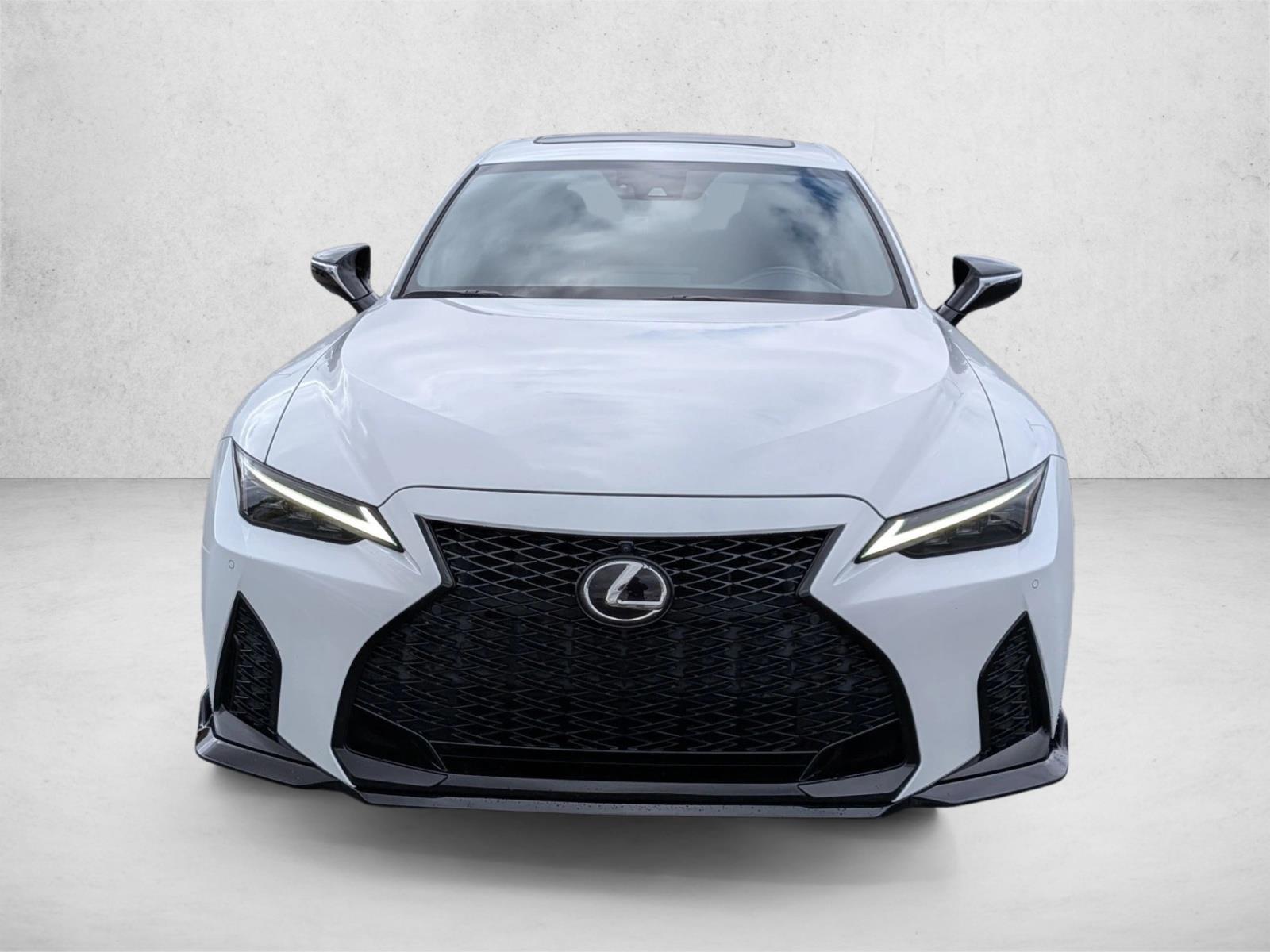 2021 Lexus IS 350 F SPORT photo 2