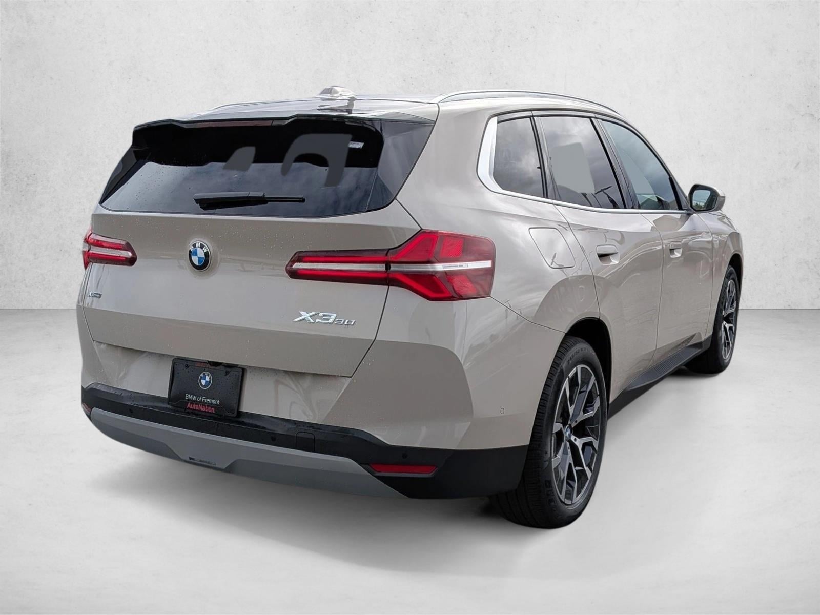 2026 BMW X3 30 xDrive photo 2