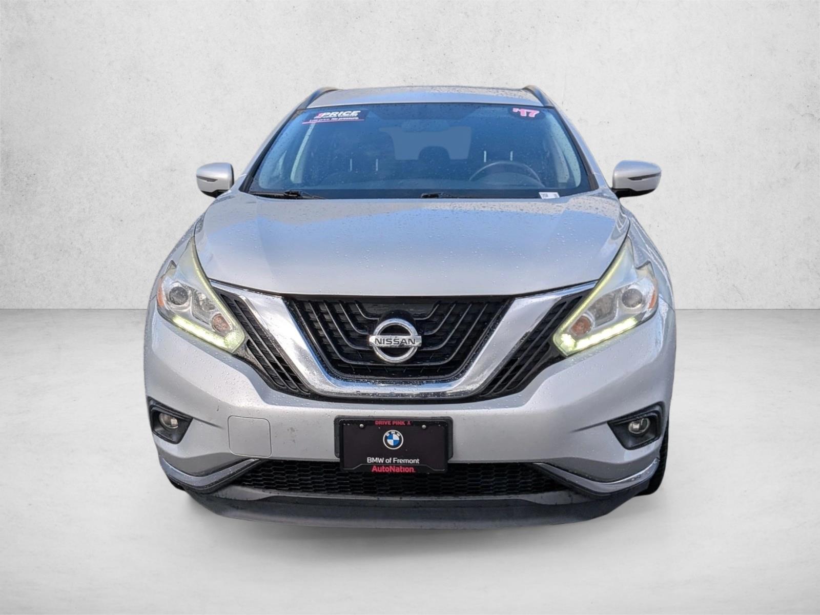 2017 Nissan Murano SV photo 2