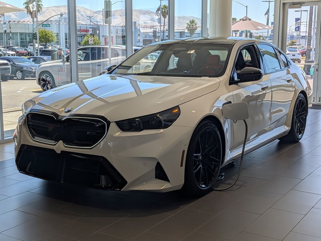 New 2026 BMW M5 Sedan