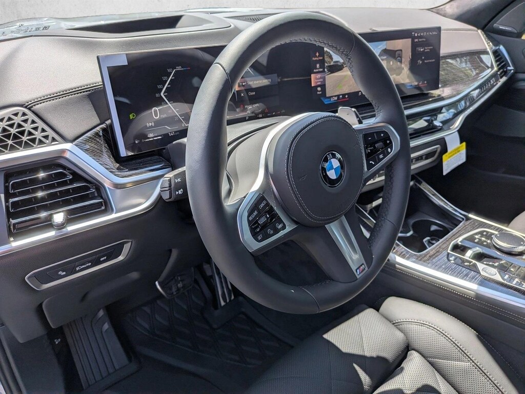 New 2026 BMW X7 xDrive40i SUV
