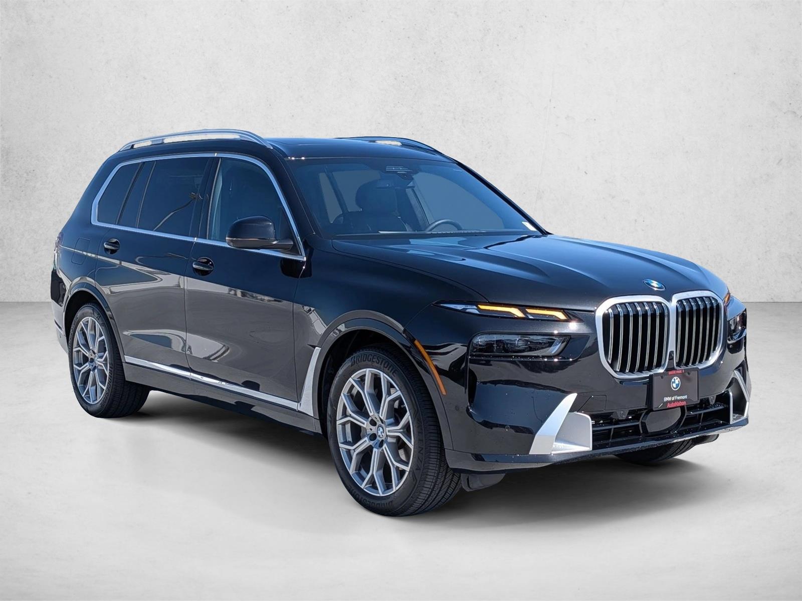 2026 BMW X7 xDrive40i photo 2