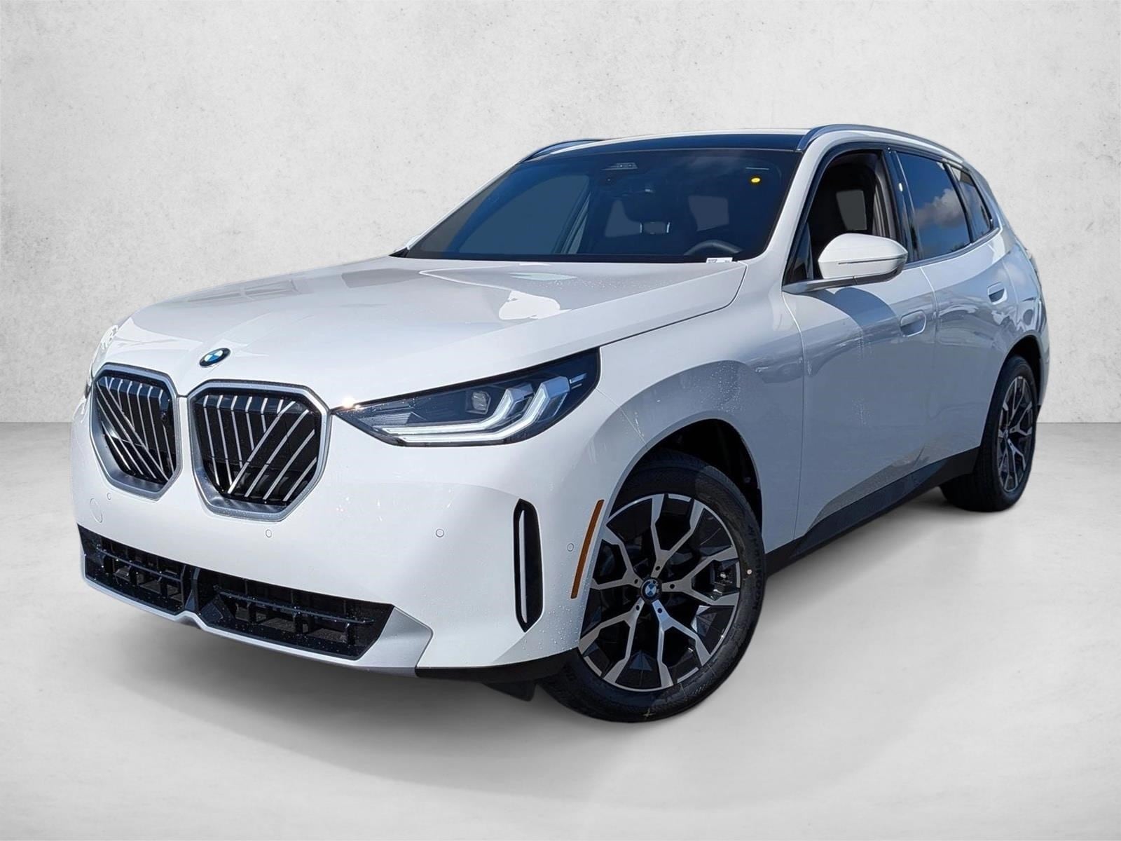 2026 BMW X3 30's photo