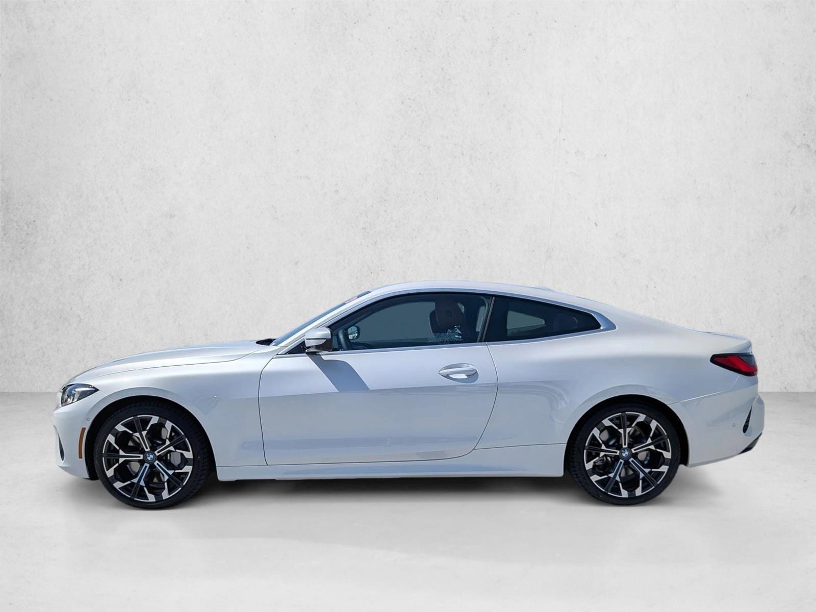 2026 BMW 4 Series 430i - Photo 9