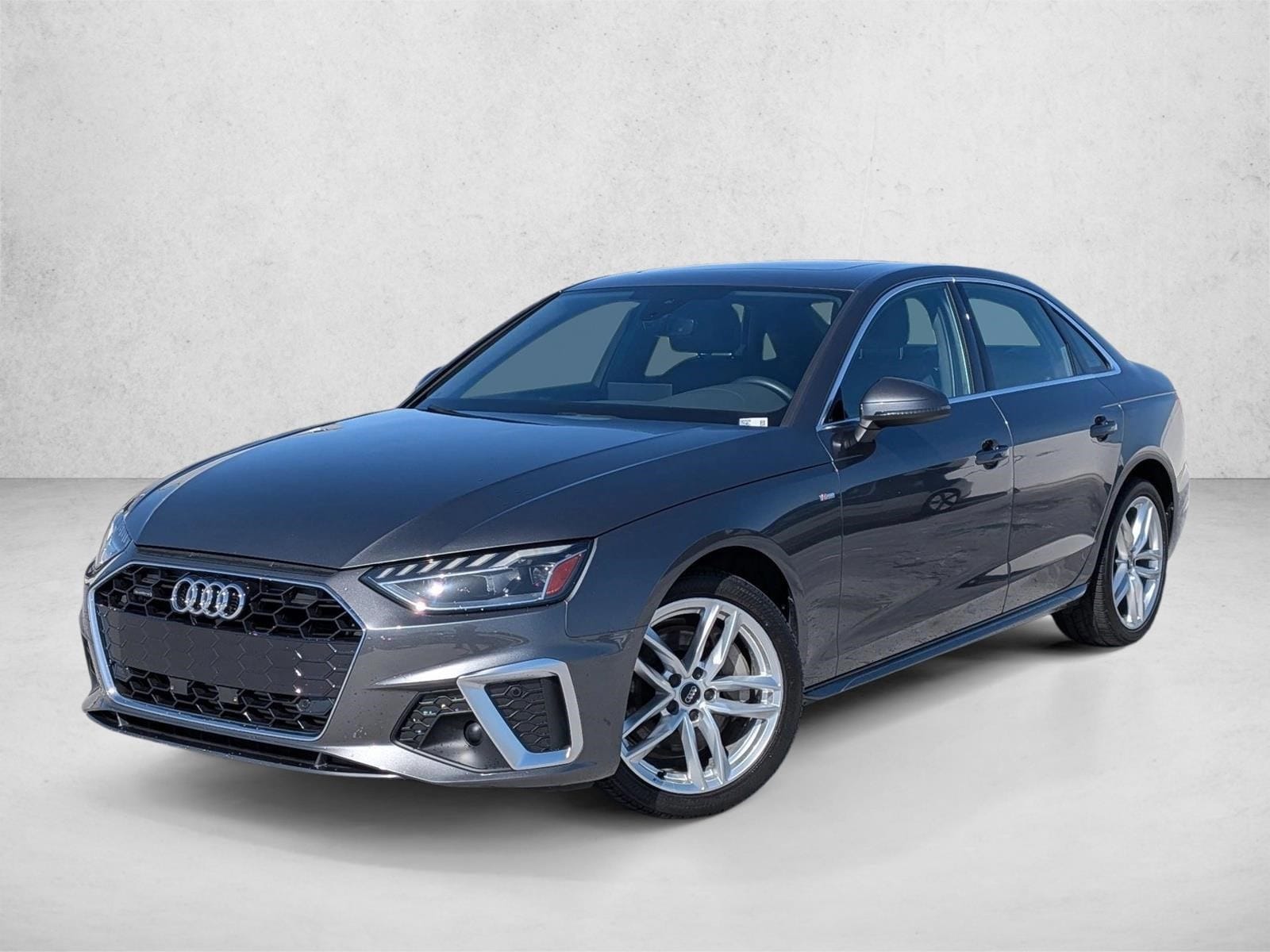 2020 Audi A4 45 quattro S tronic Premium Plus's photo