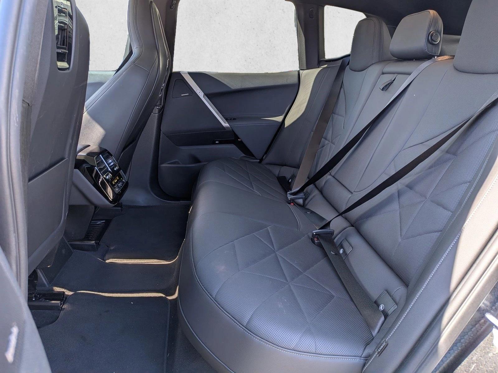 2024 BMW iX Base - Photo 20