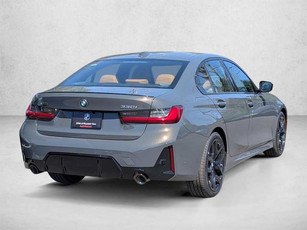 New 2026 BMW 330i xDrive Sedan