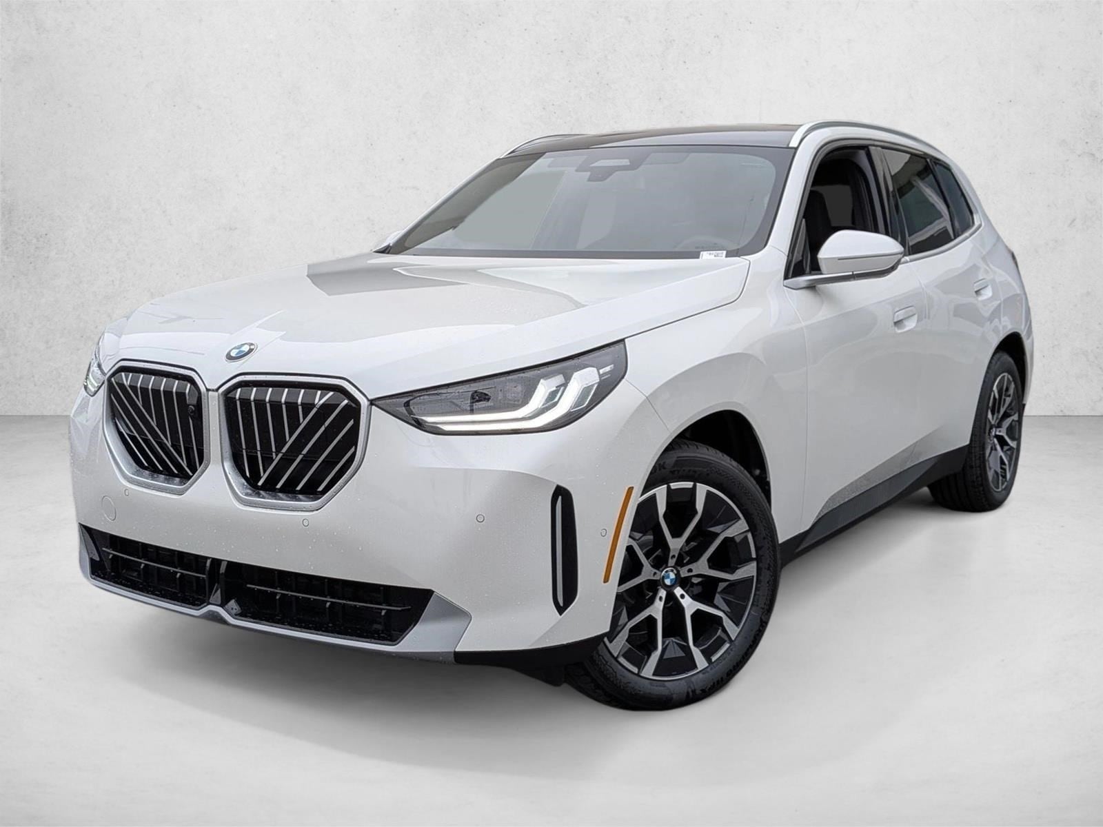 2026 BMW X3 30 XDRIVE's photo
