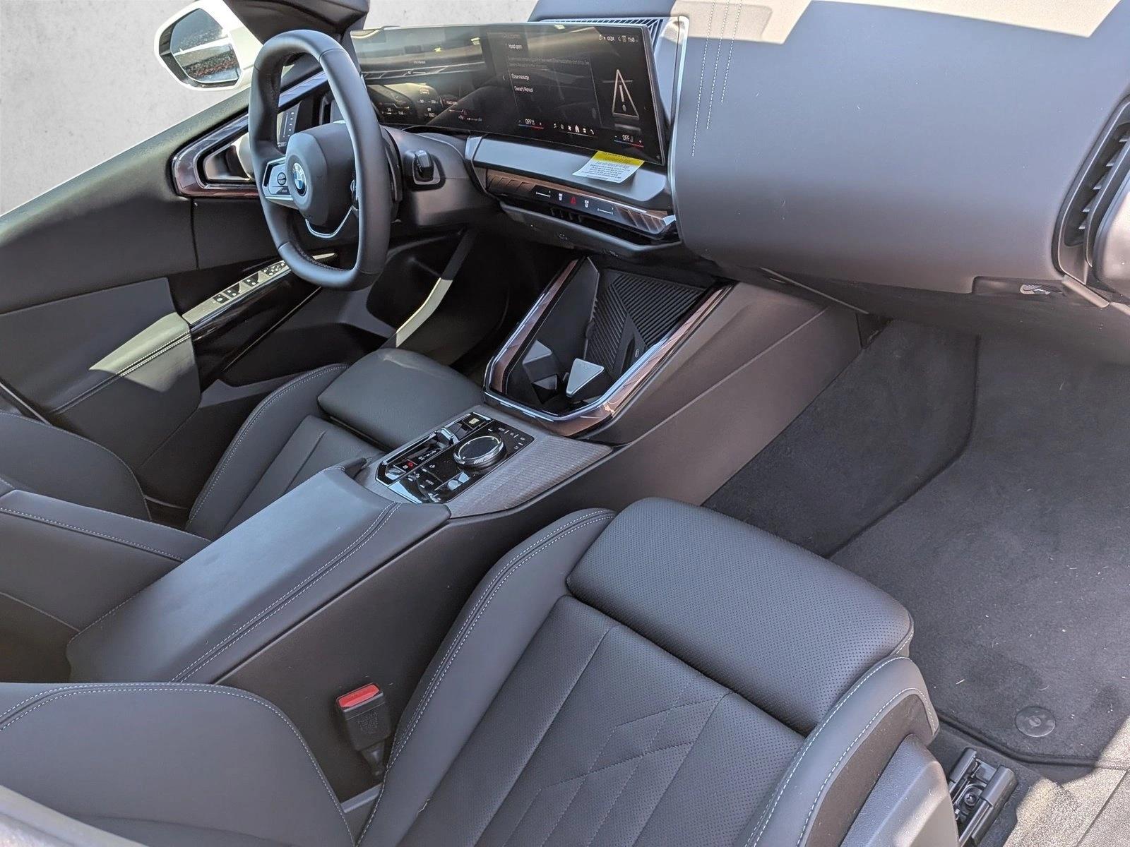 2026 BMW X3 30 - Photo 22