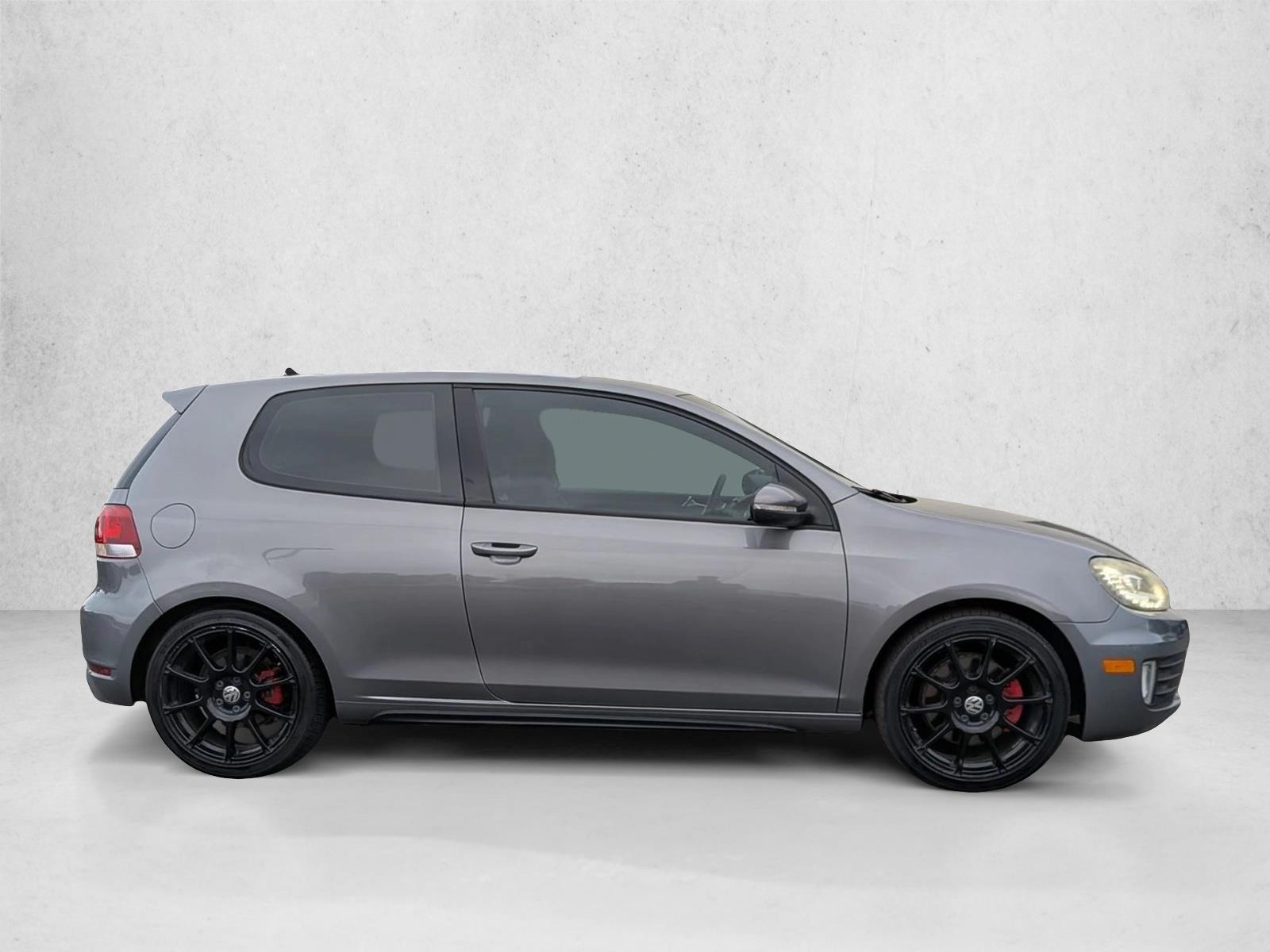 2012 Volkswagen Golf GTI photo 3