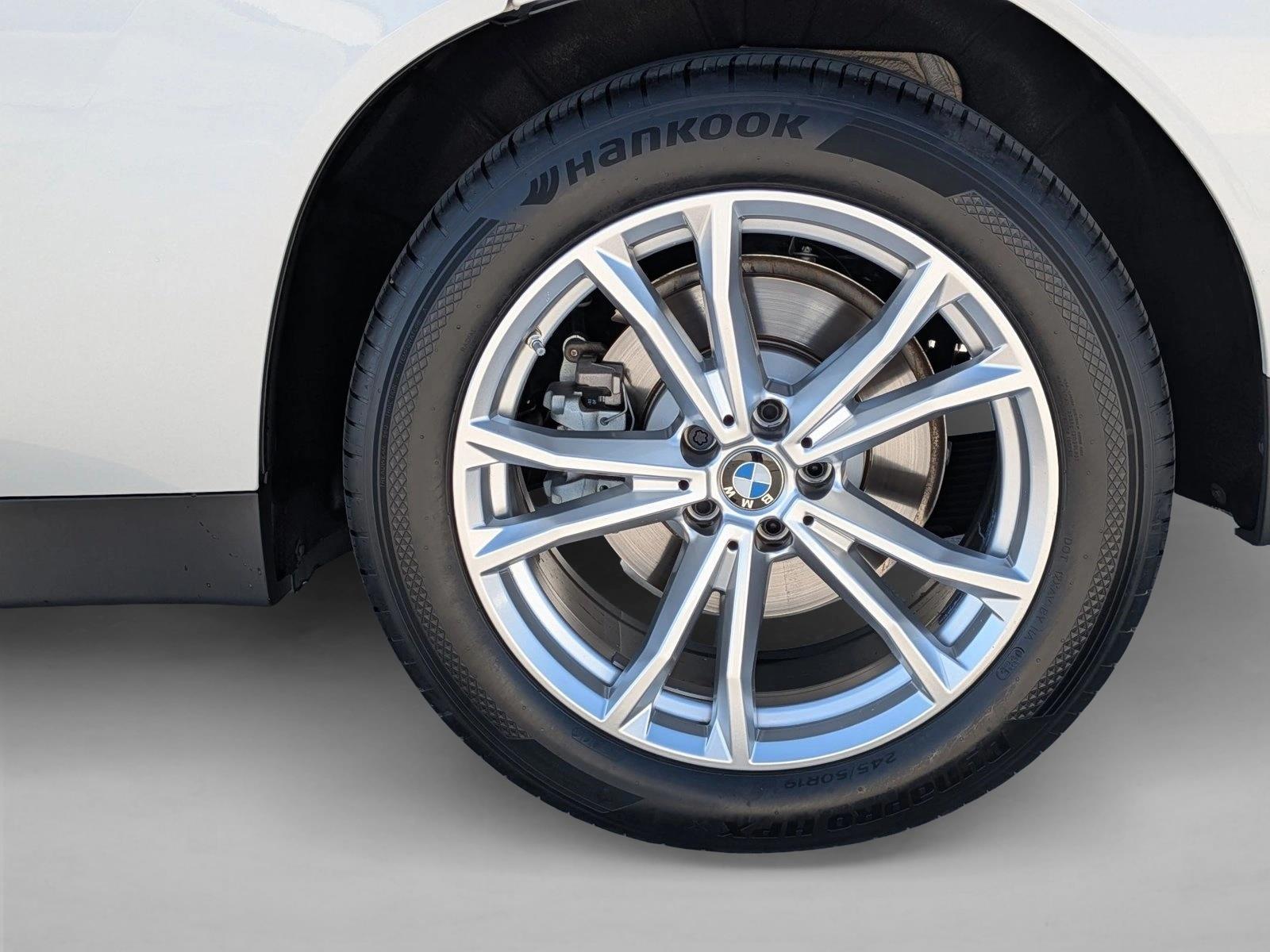 2025 BMW X3 30 - Photo 24