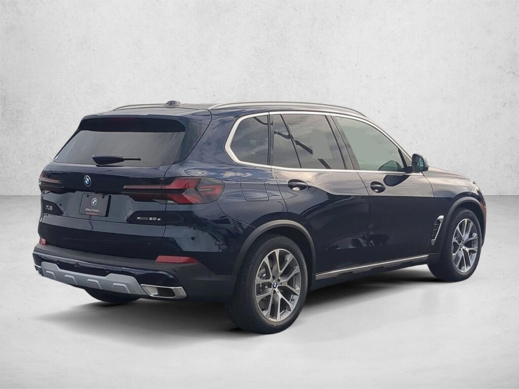 New 2026 BMW X5 PHEV xDrive50e SUV
