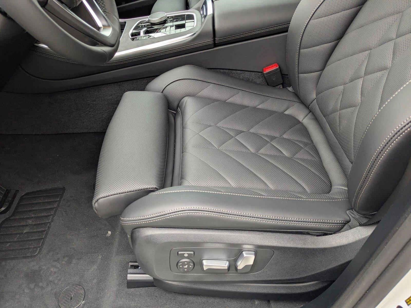 2026 BMW X5 xDrive40i photo 4