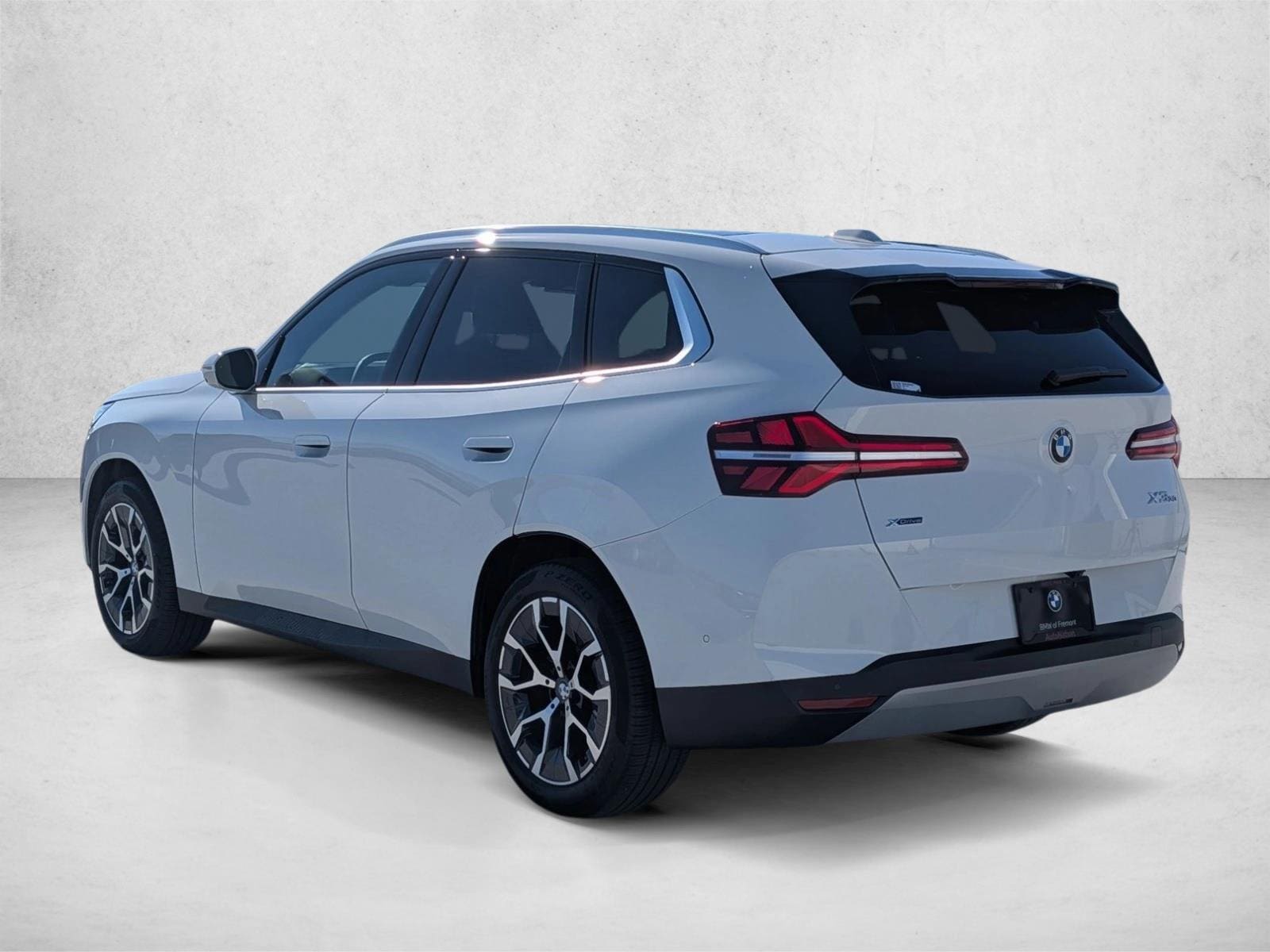 2025 BMW X3 30 xDrive photo 3