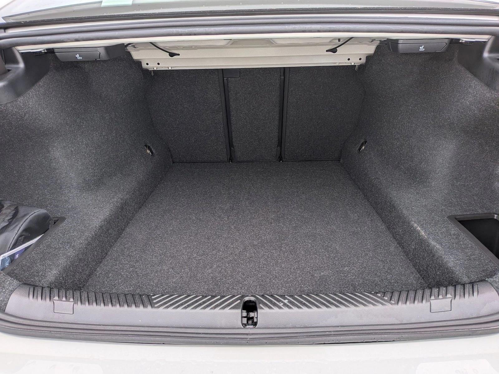 2026 BMW 5 Series 530i - Photo 6