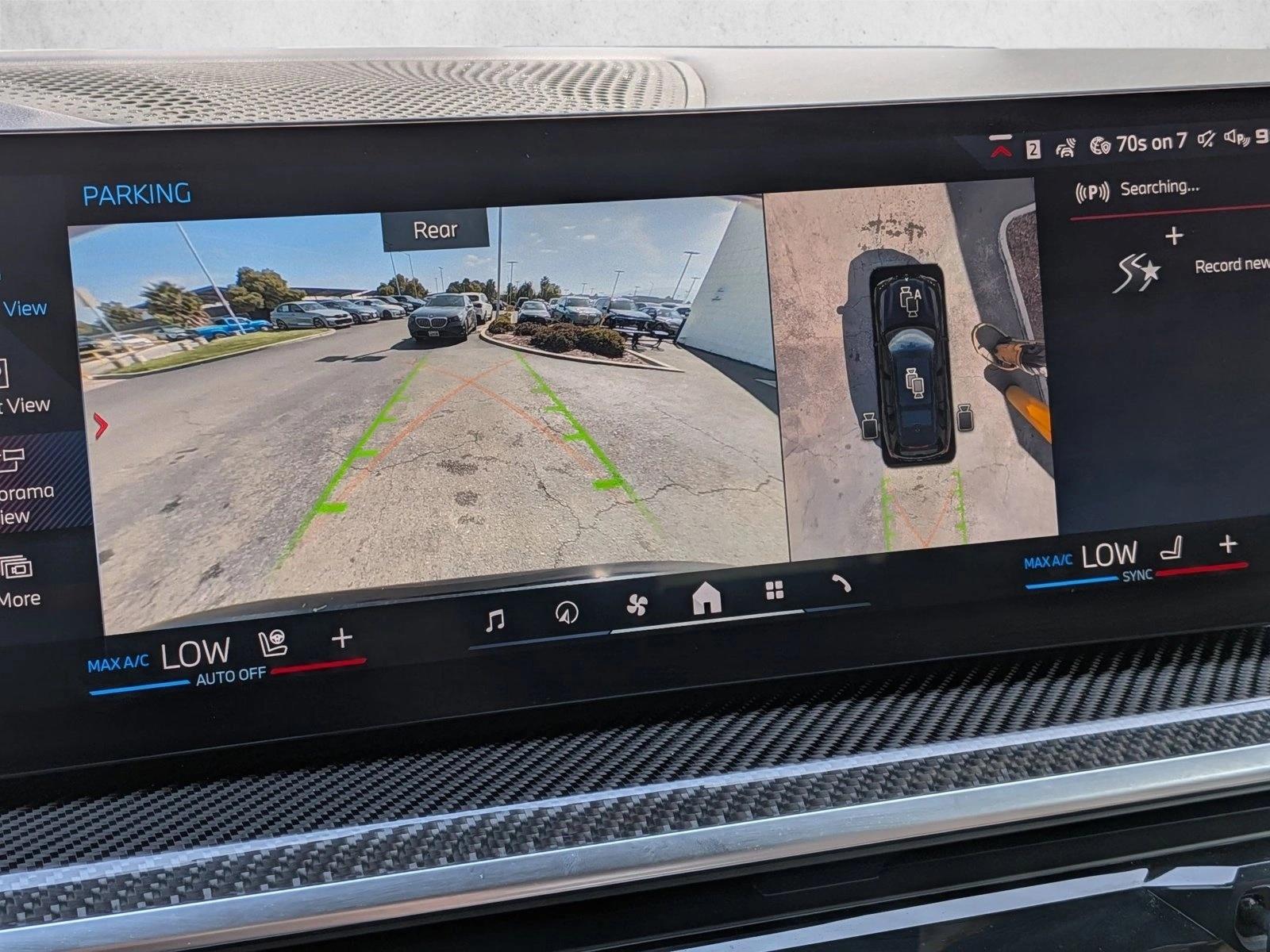 2025 BMW X7 M60i - Photo 13