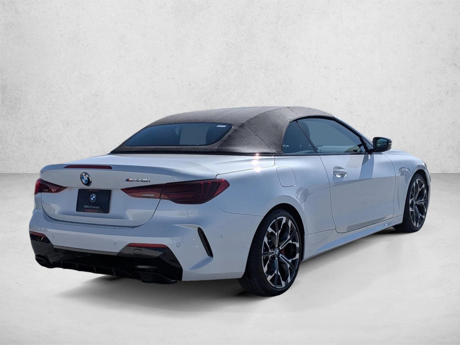 2026 BMW M440i photo 4