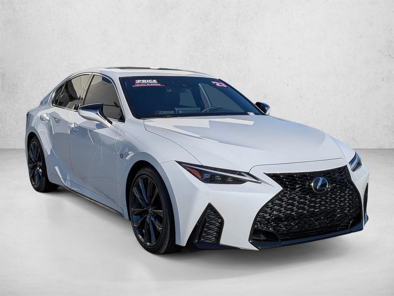 2023 Lexus IS 350 F SPORT photo 3