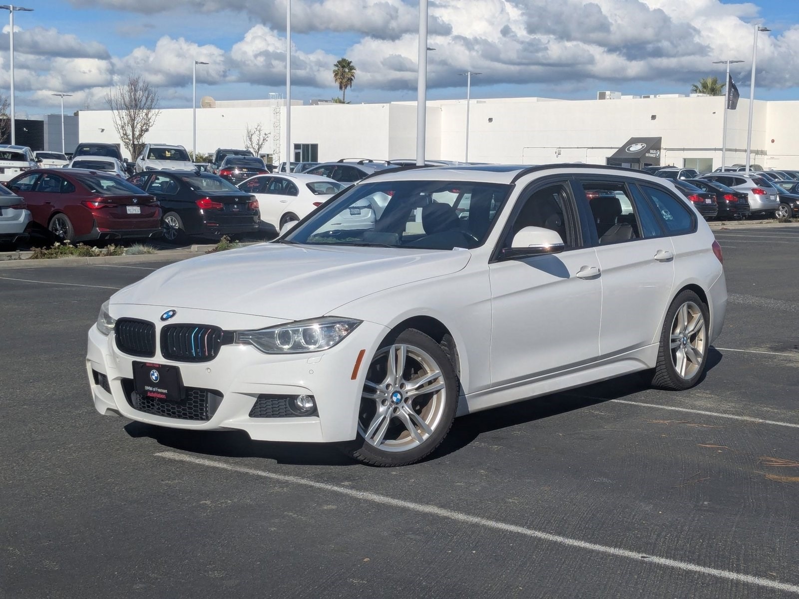 2015 BMW 3 Series 328i's photo