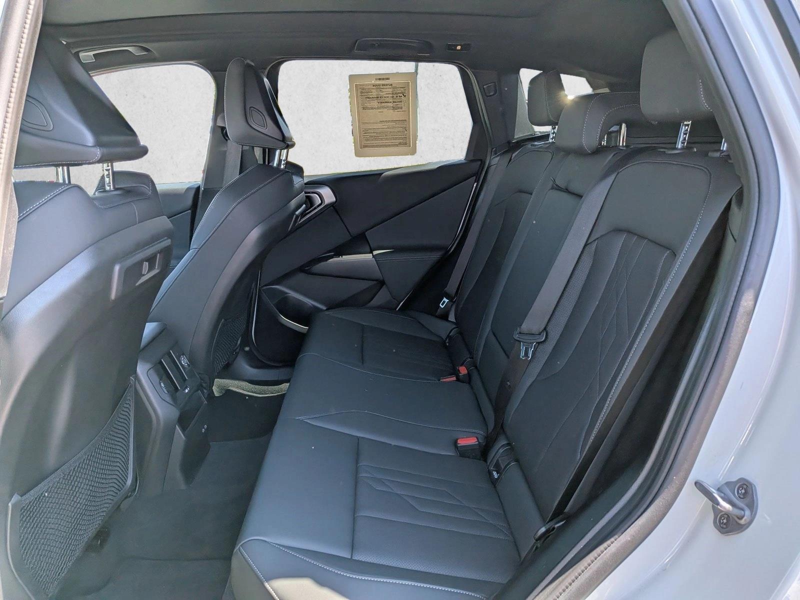 2026 BMW X3 30 - Photo 19