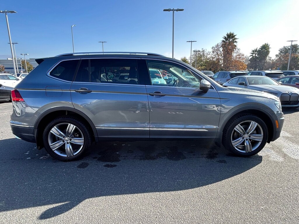 Used 2018 Volkswagen Tiguan 2.0T SEL Premium 4MOTION SUV