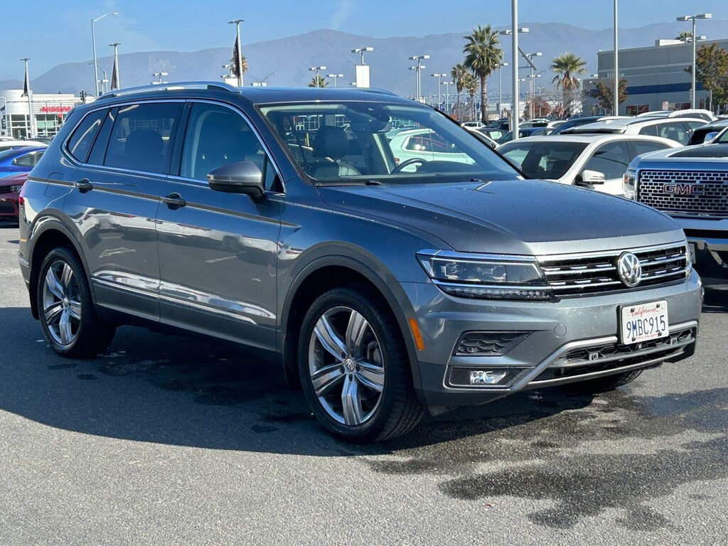 Used 2018 Volkswagen Tiguan 2.0T SEL Premium 4MOTION SUV
