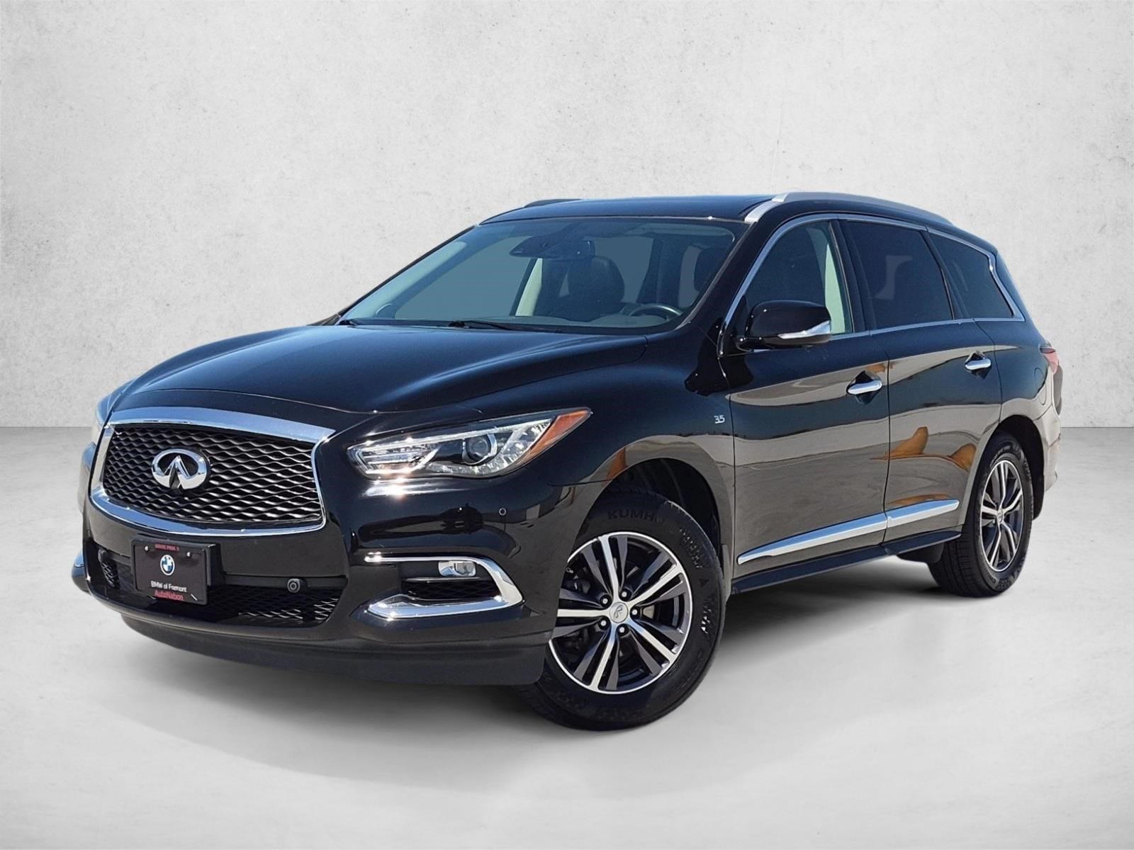 2019 INFINITI QX60 LUXE AWD's photo