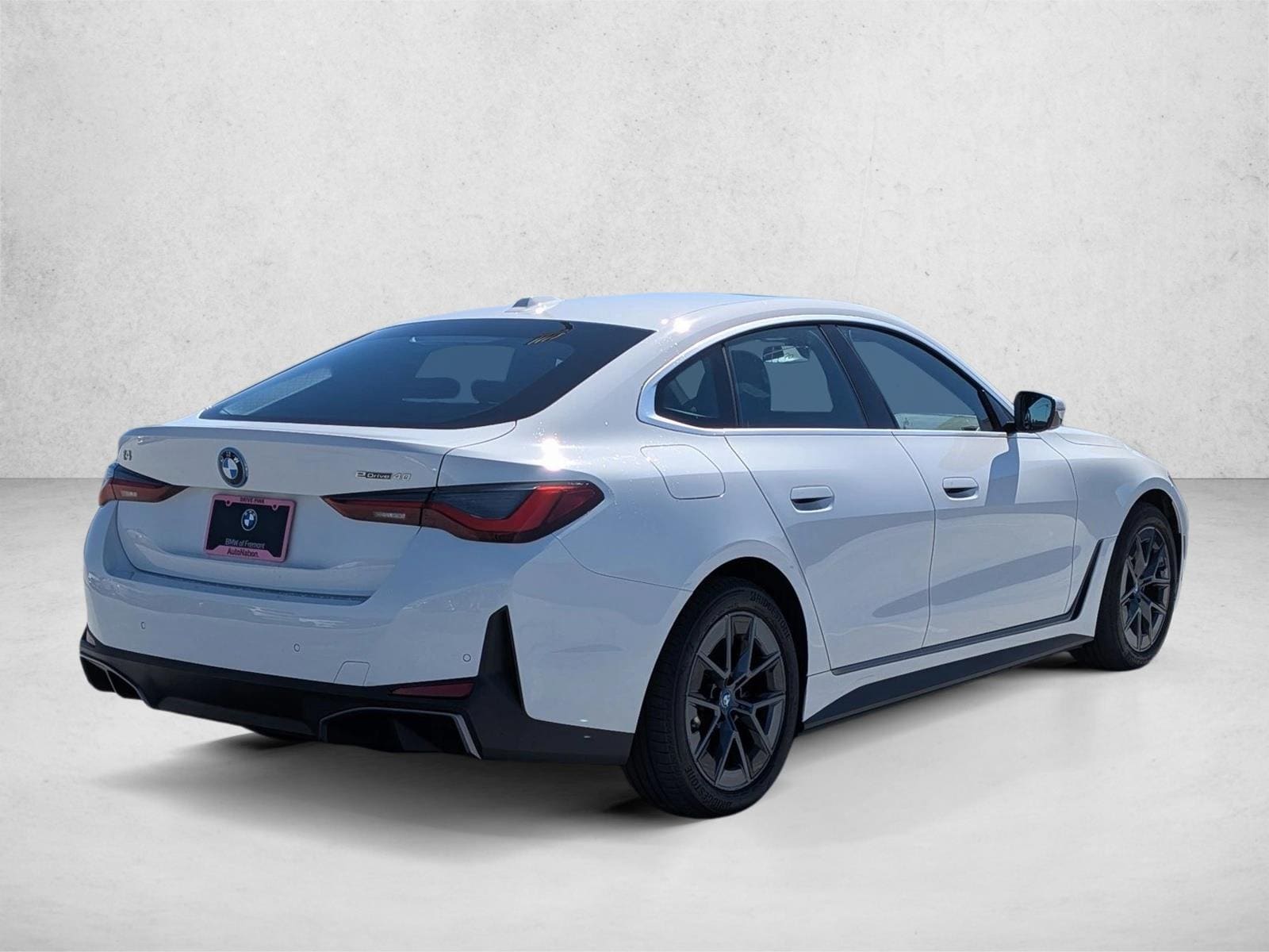 2023 BMW i4 eDrive40 photo 5