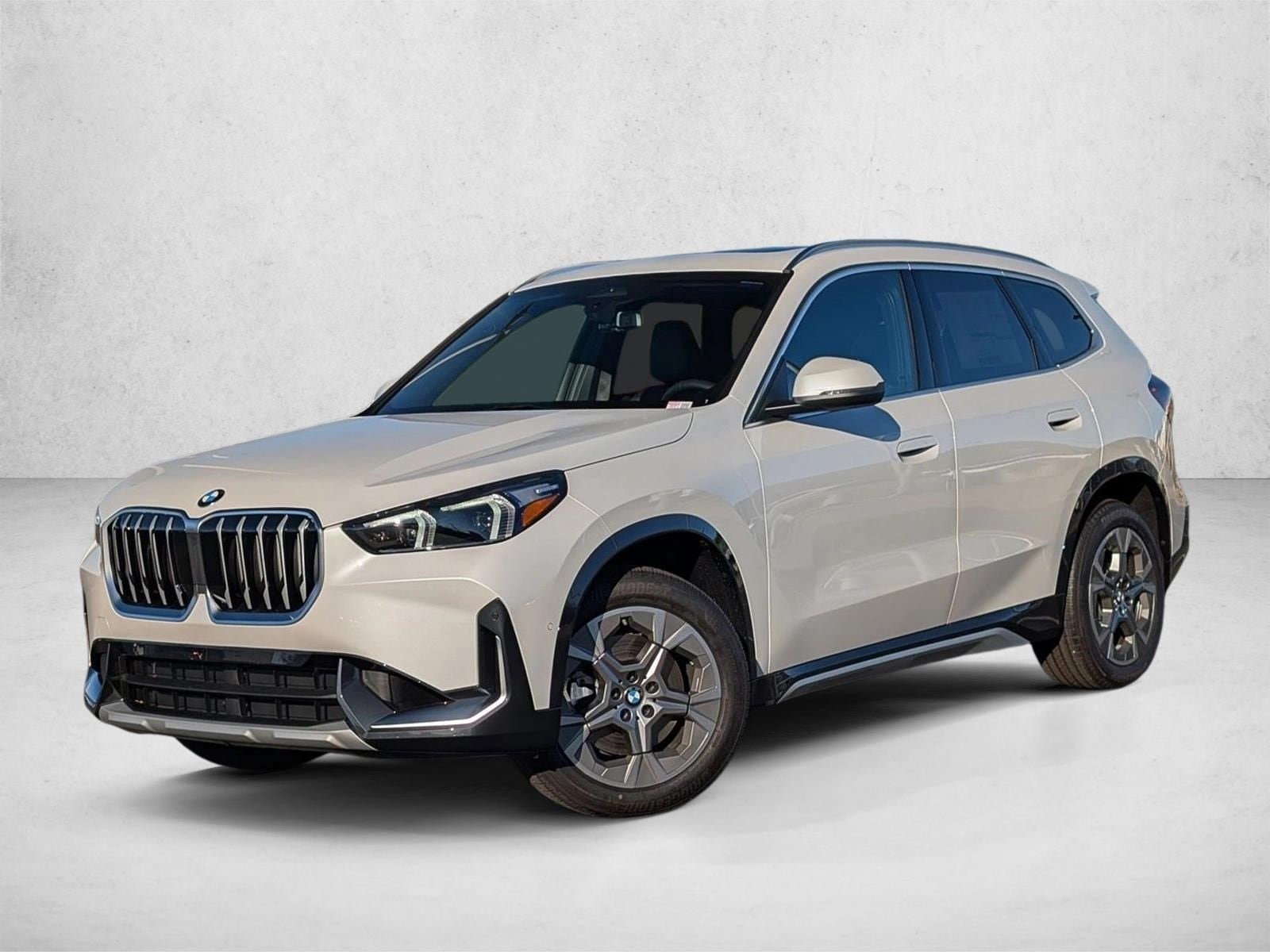 2026 BMW X1 28i's photo