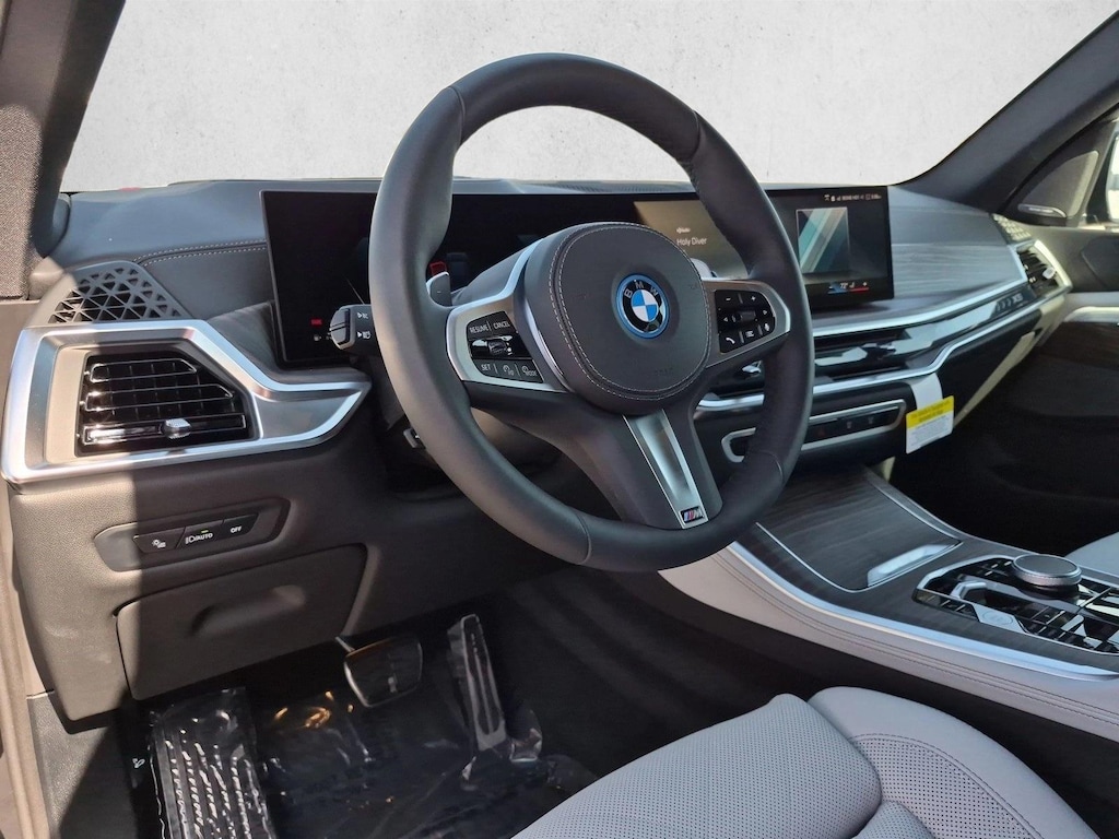 New 2026 BMW X5 PHEV xDrive50e SUV