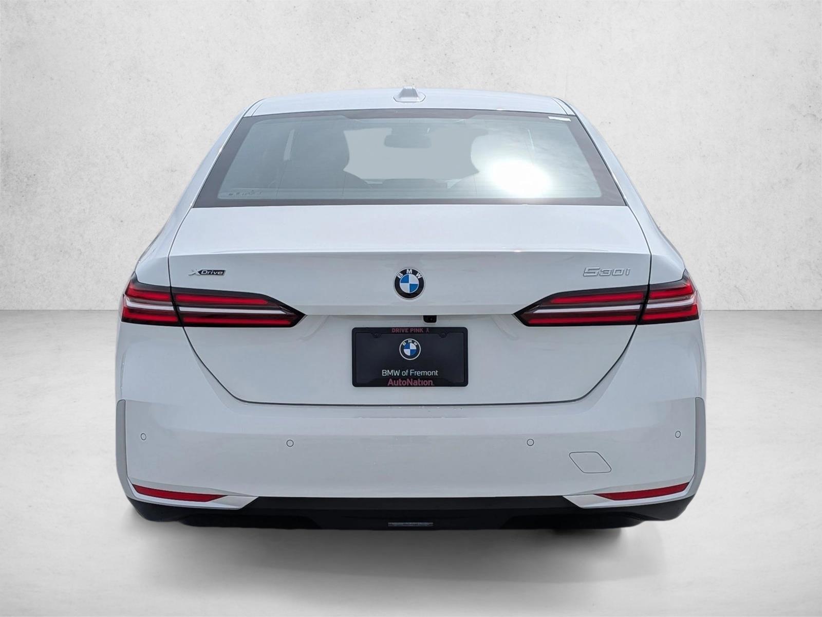 2026 BMW 5 Series 530i - Photo 7