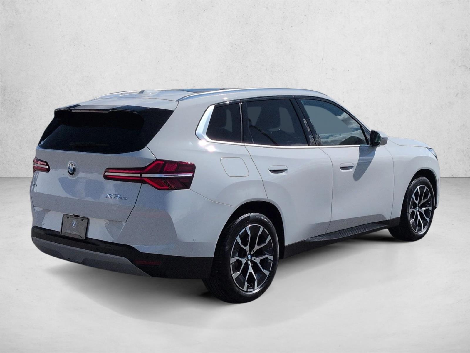 2025 BMW X3 30 xDrive photo 4