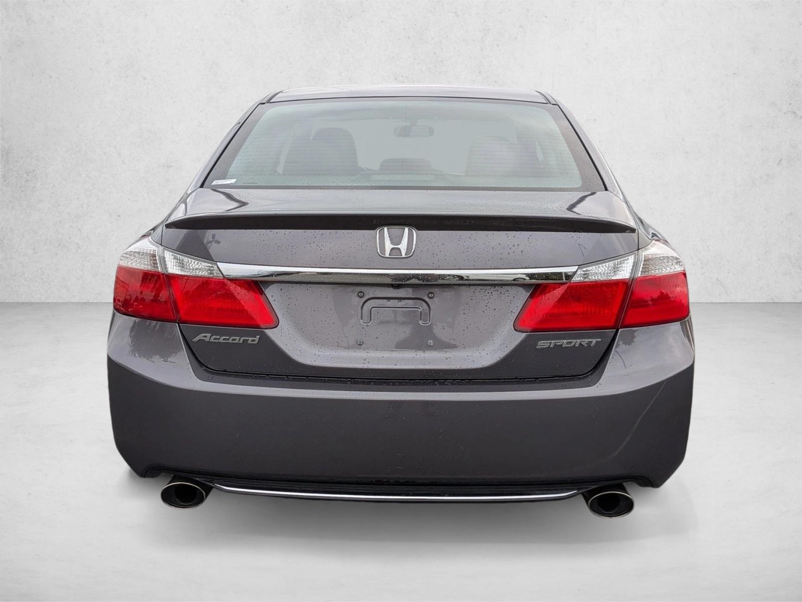 2014 Honda Accord Sport photo 3