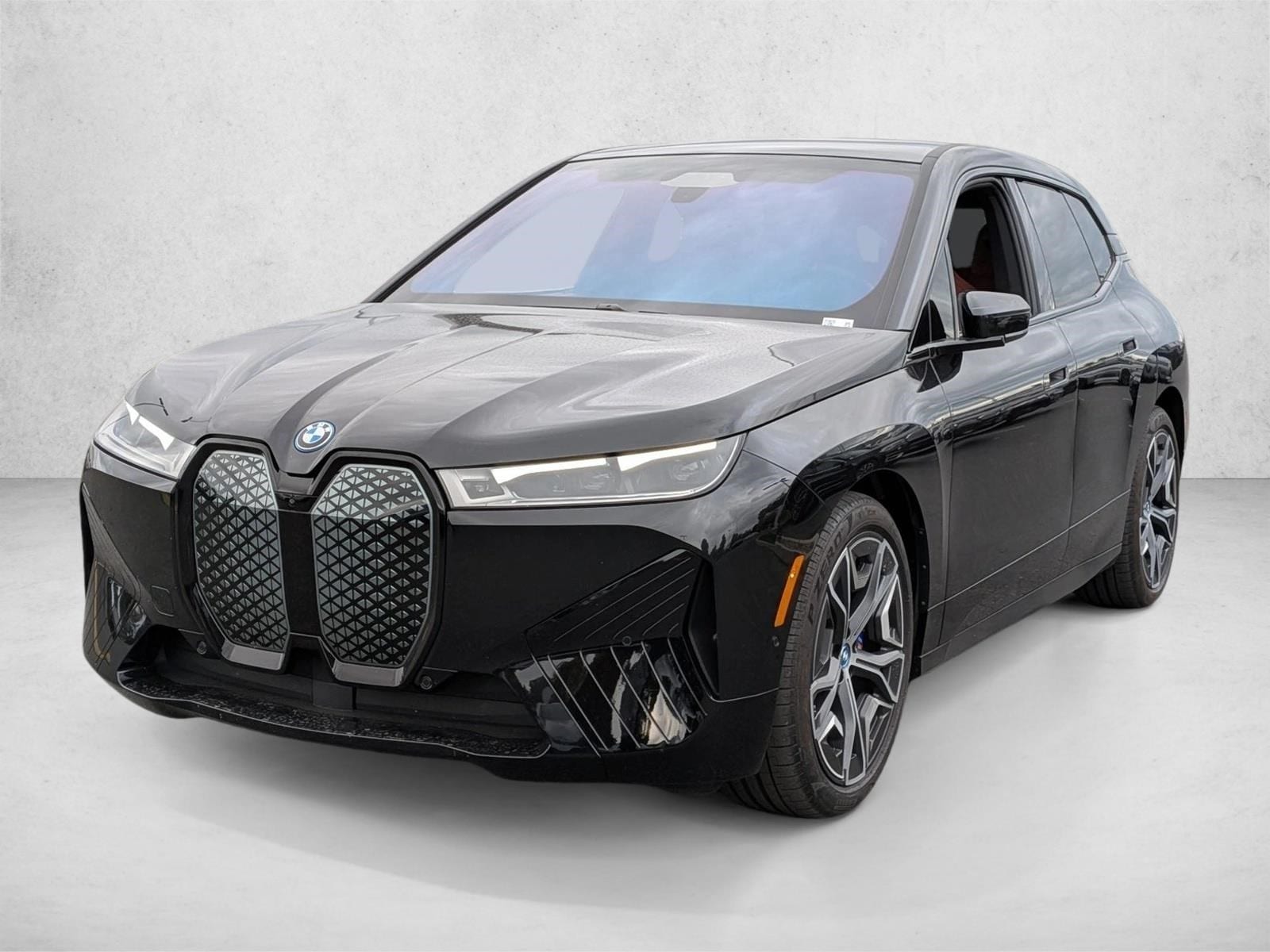 2025 BMW iX M60's photo